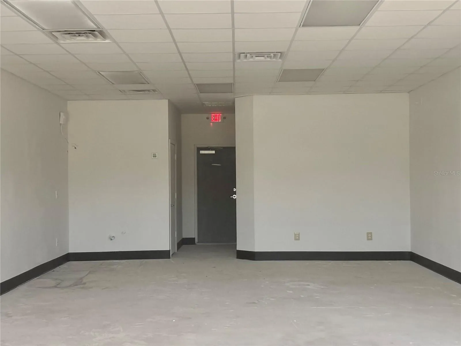 4560 TAMIAMI TRL #3, #3