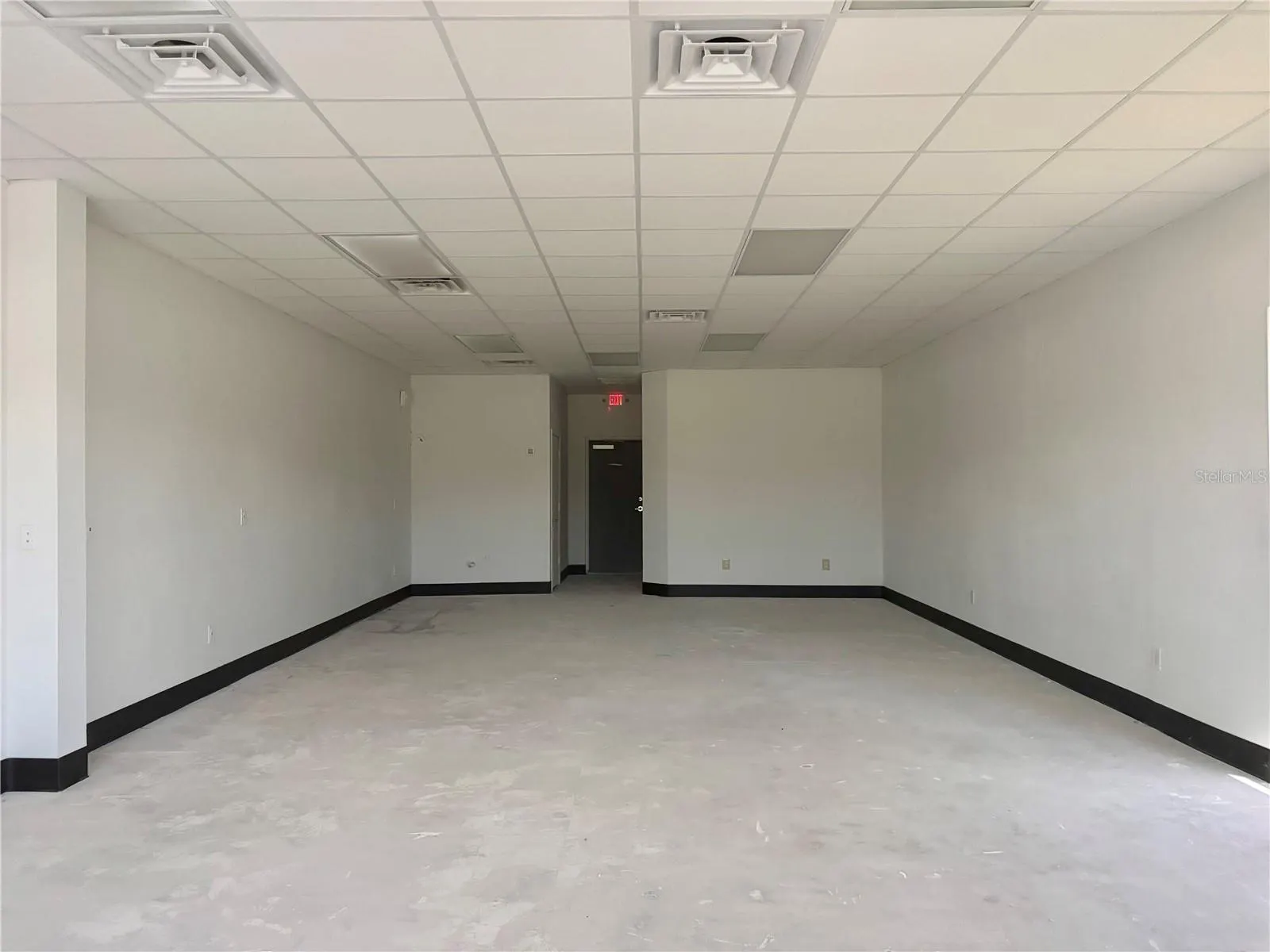 4560 TAMIAMI TRL #3, #3