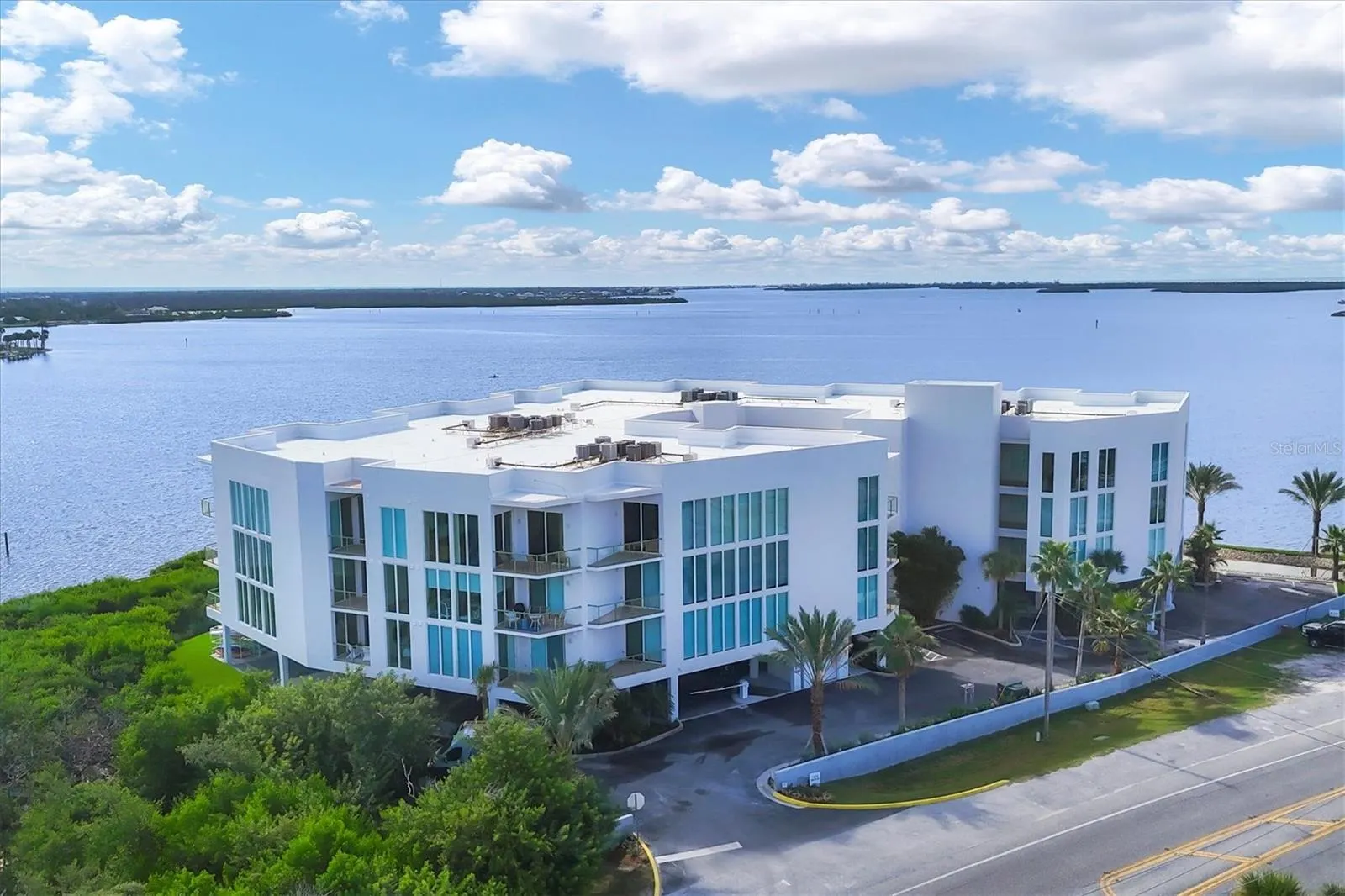 1375 BEACH RD #311, #311