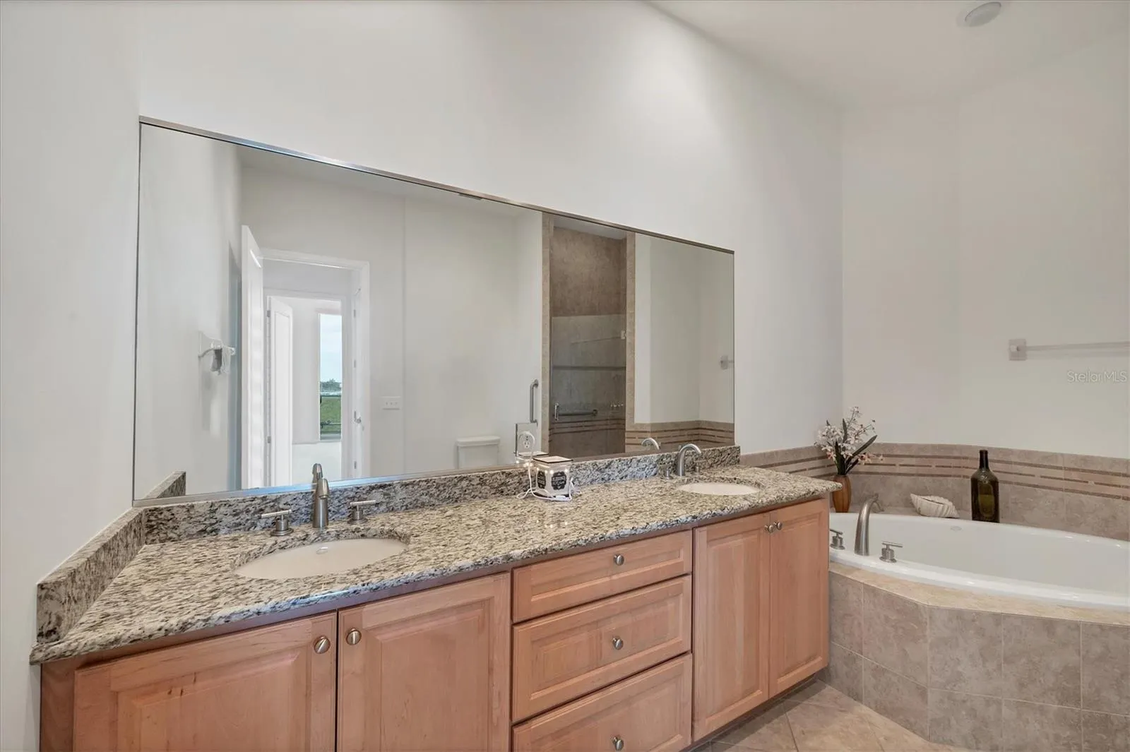 1375 BEACH RD #311, #311