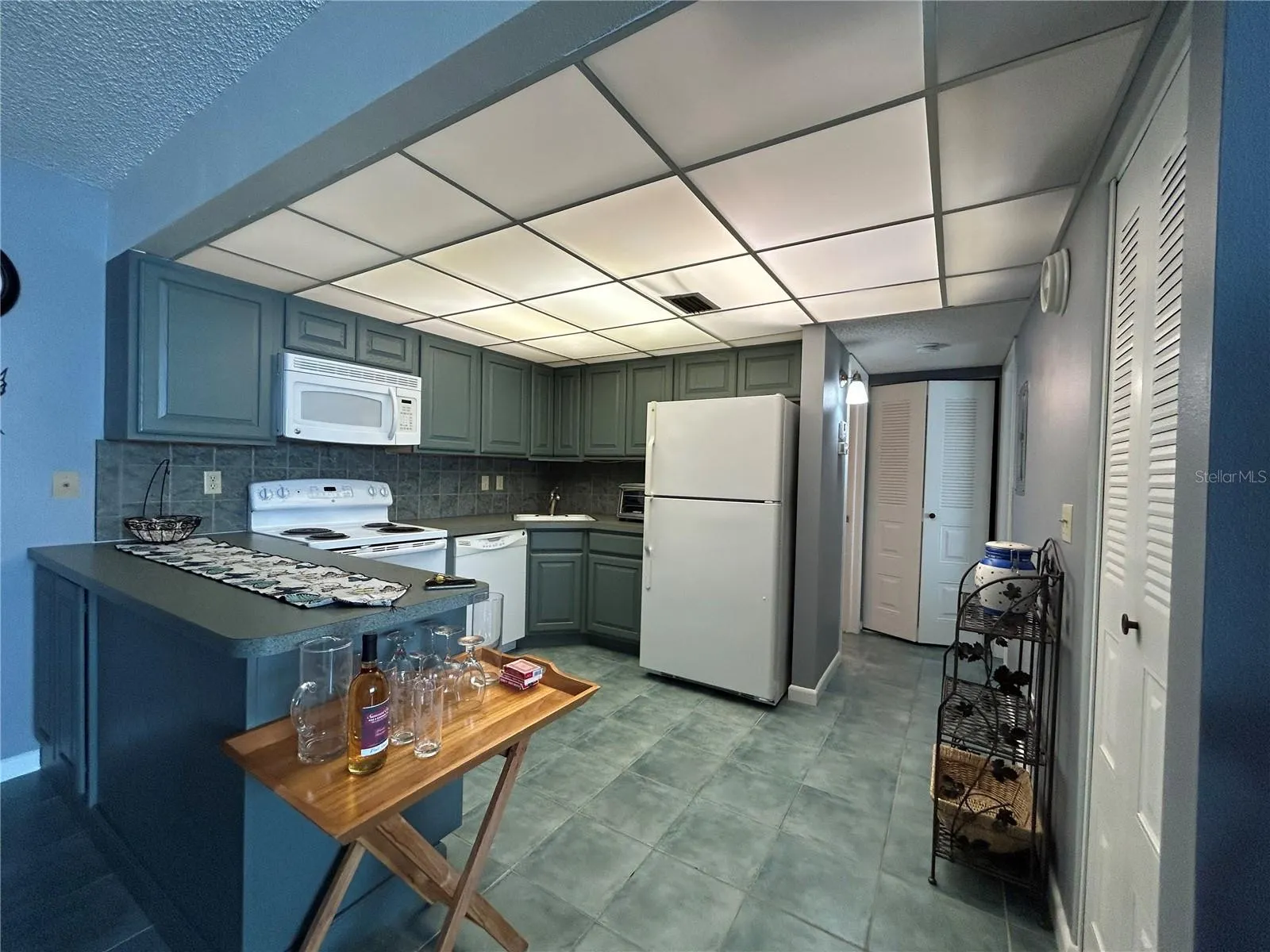 2300 AARON ST #215, #215