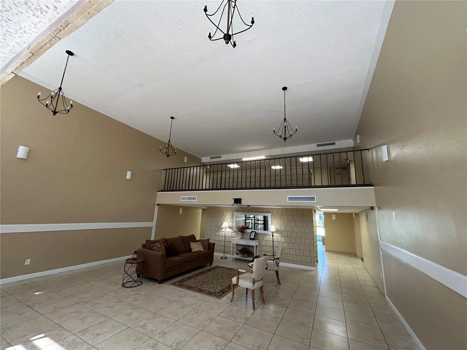2300 AARON ST #215, #215