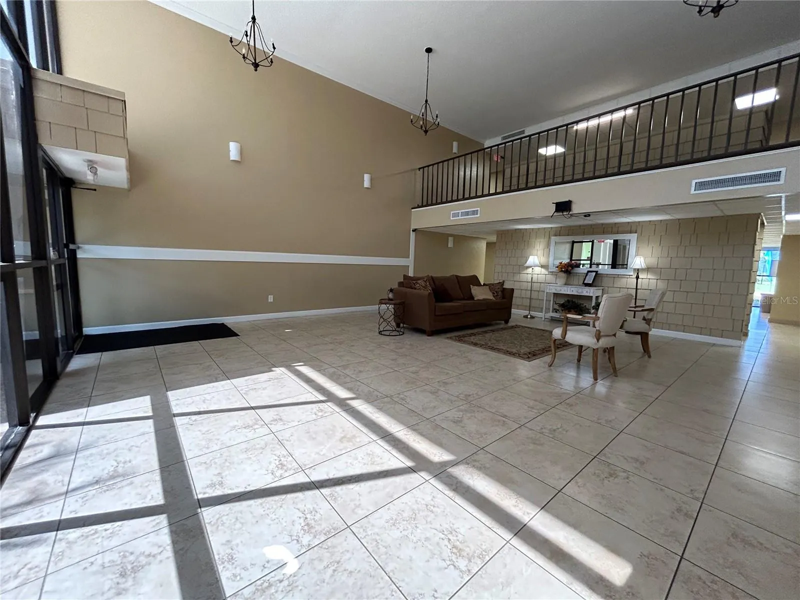 2300 AARON ST #215, #215