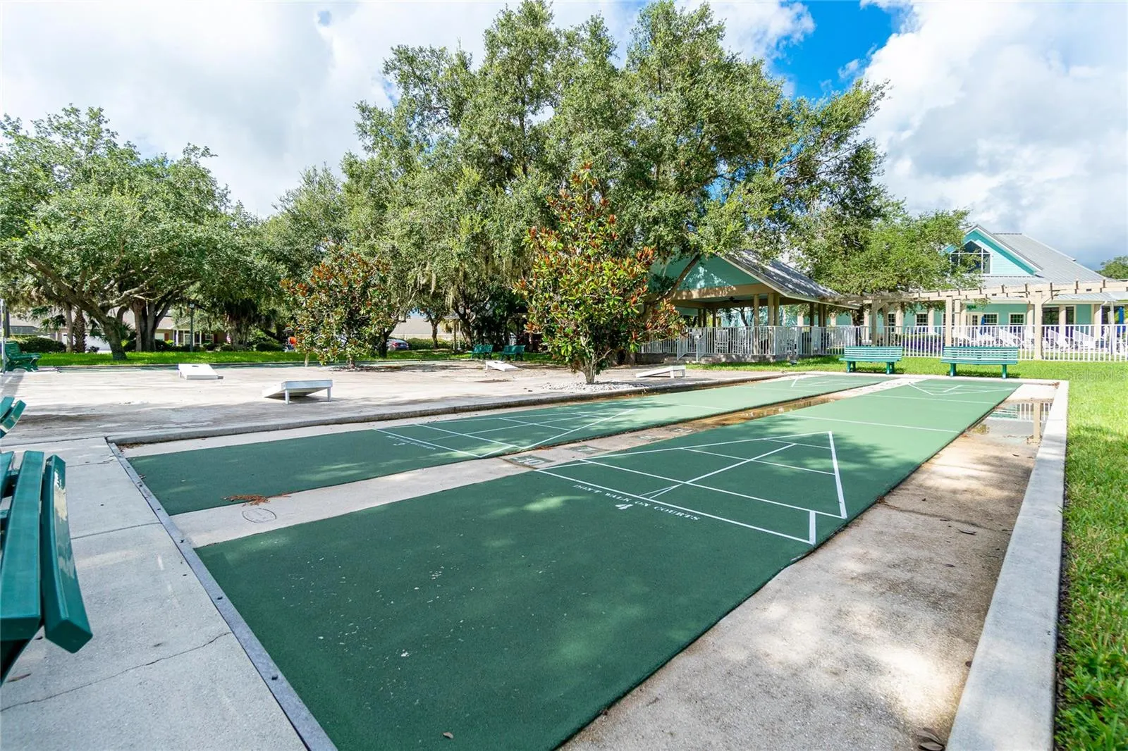1091 LIVE OAK CIR #102, #102