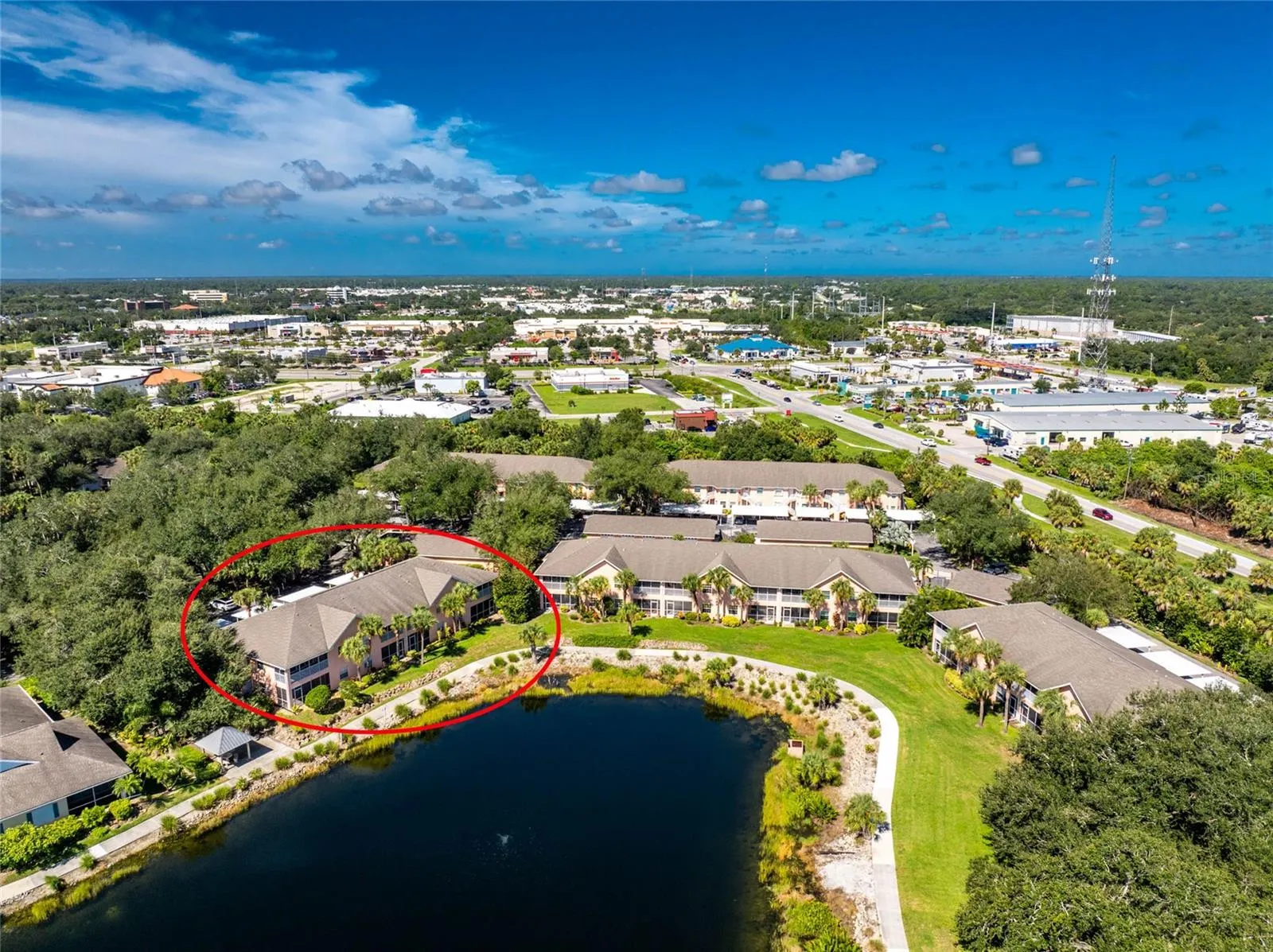 1091 LIVE OAK CIR #102, #102