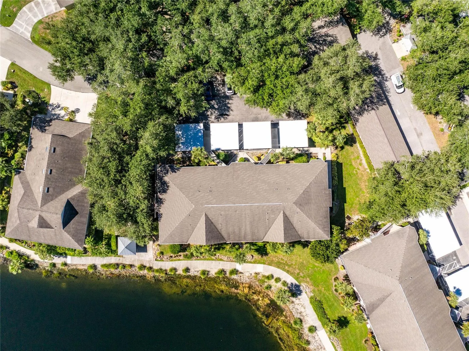 1091 LIVE OAK CIR #102, #102