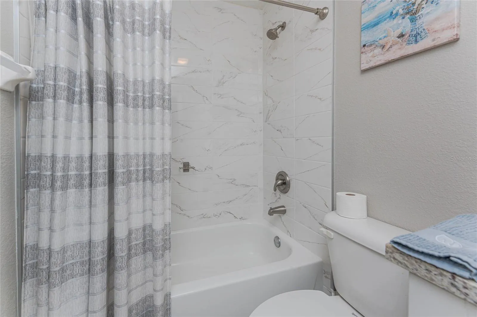 1091 LIVE OAK CIR #102, #102