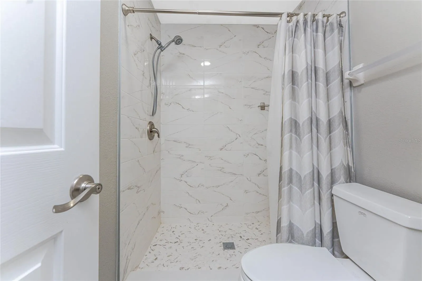 1091 LIVE OAK CIR #102, #102