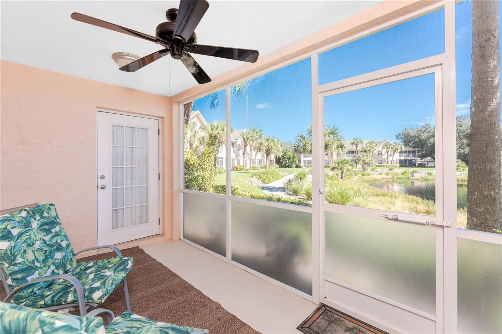 1091 LIVE OAK CIR #102, #102