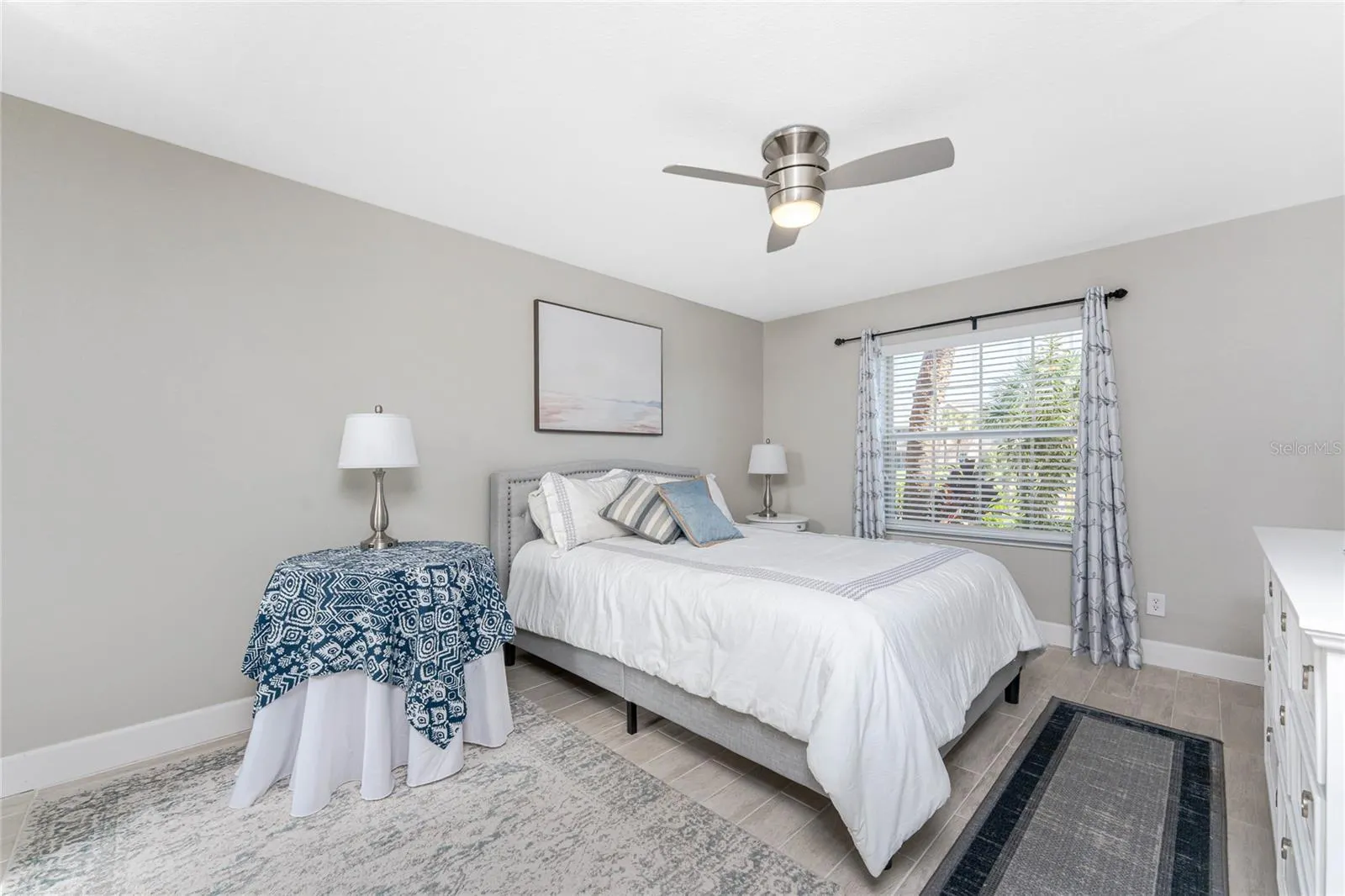 1091 LIVE OAK CIR #102, #102
