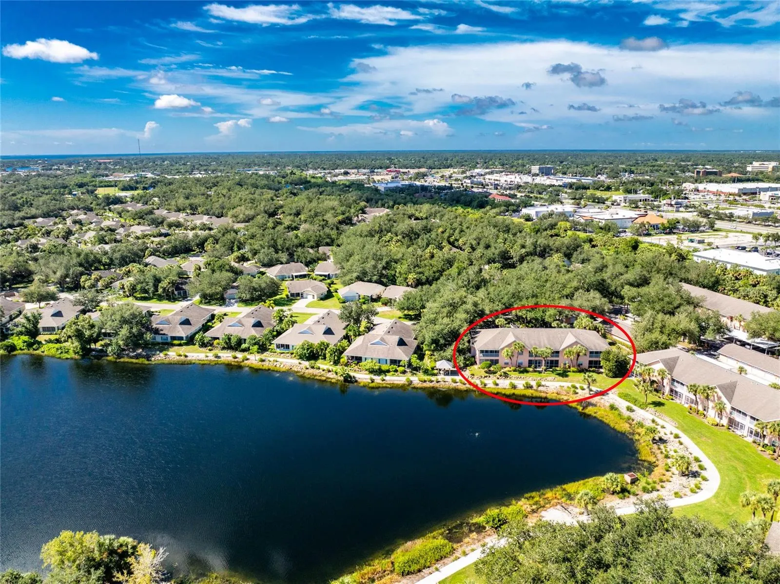 1091 LIVE OAK CIR #102, #102