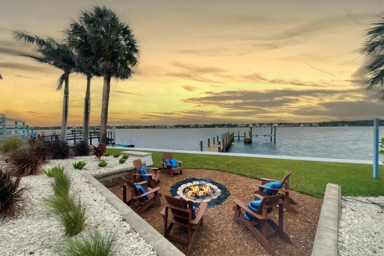 8035 MANASOTA KEY RD
