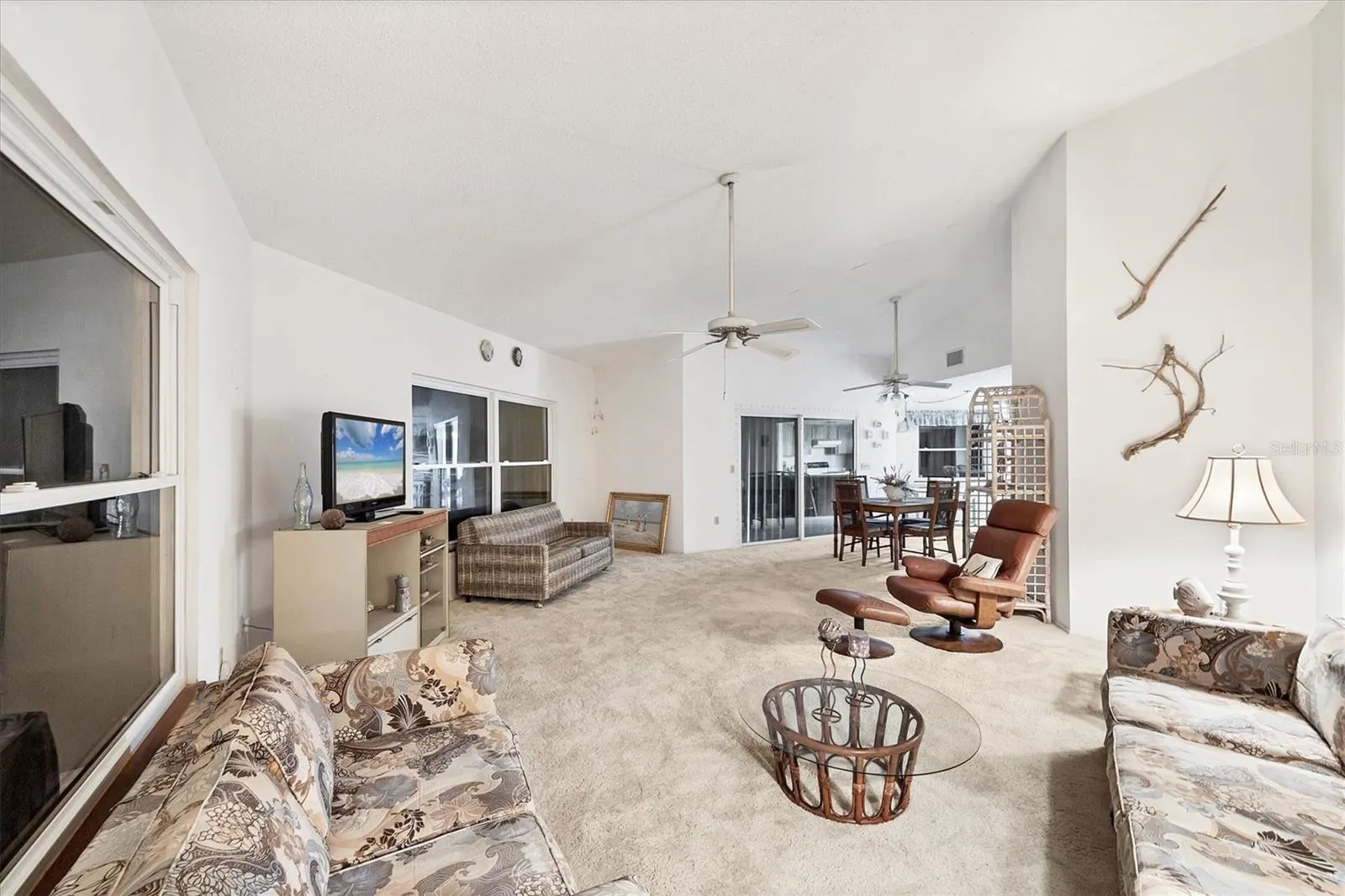180 BOCILLA DR