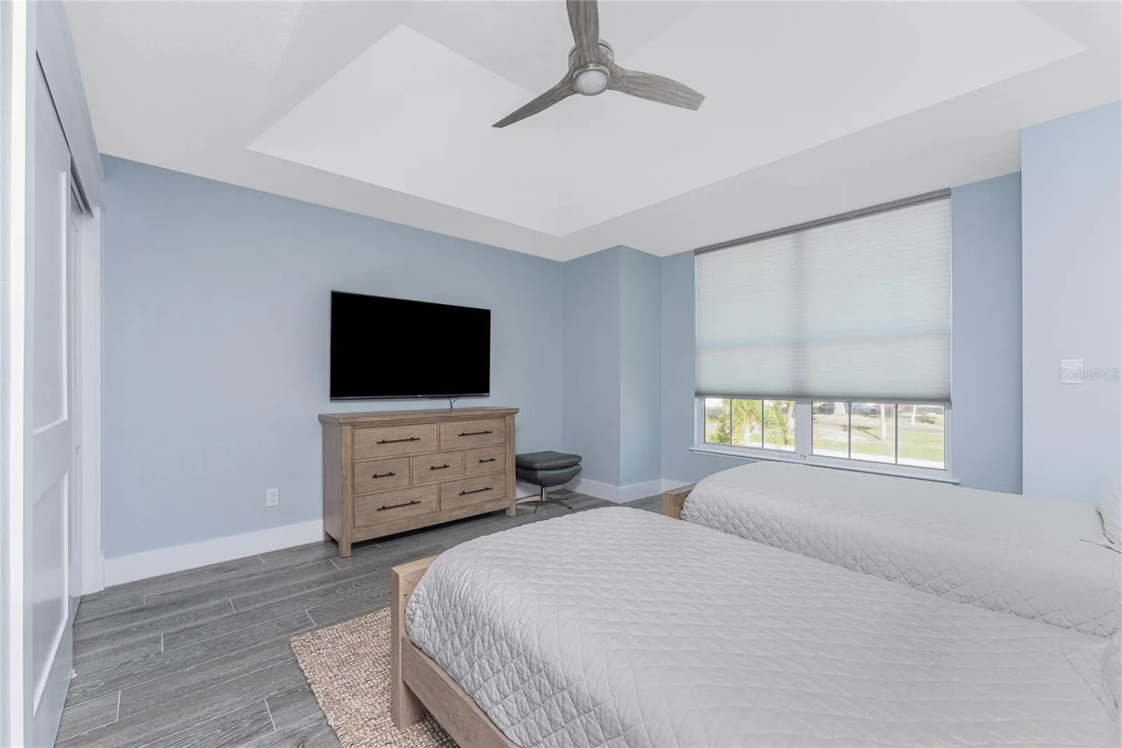 1380 BEACH RD #2, #2