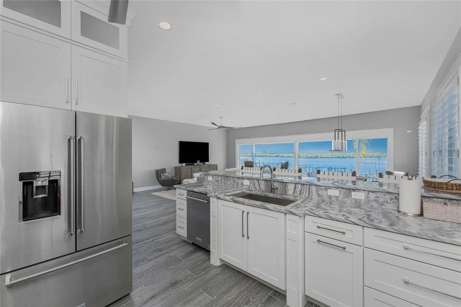 1380 BEACH RD #2, #2