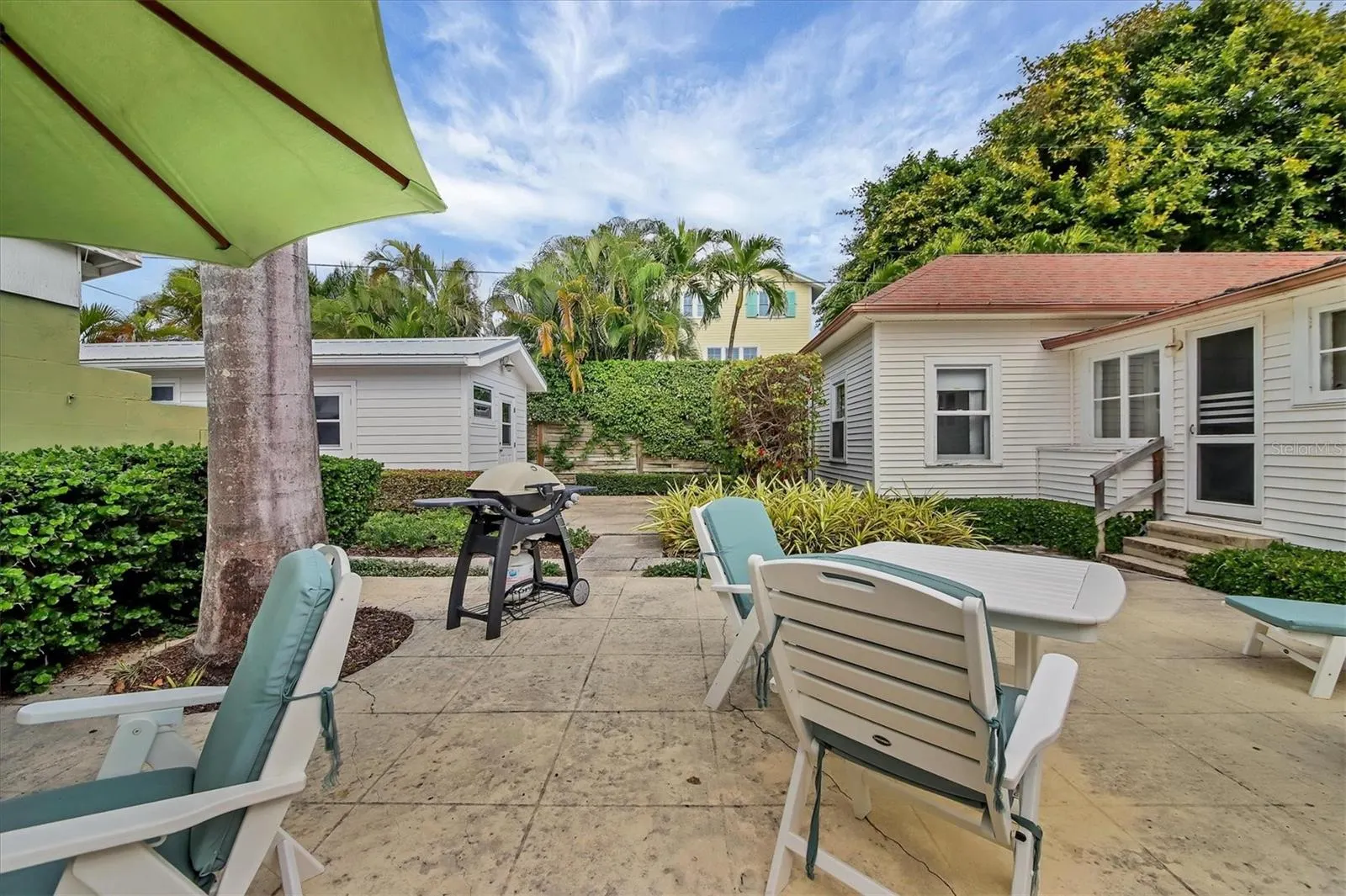 241 GILCHRIST AVE #F, #F