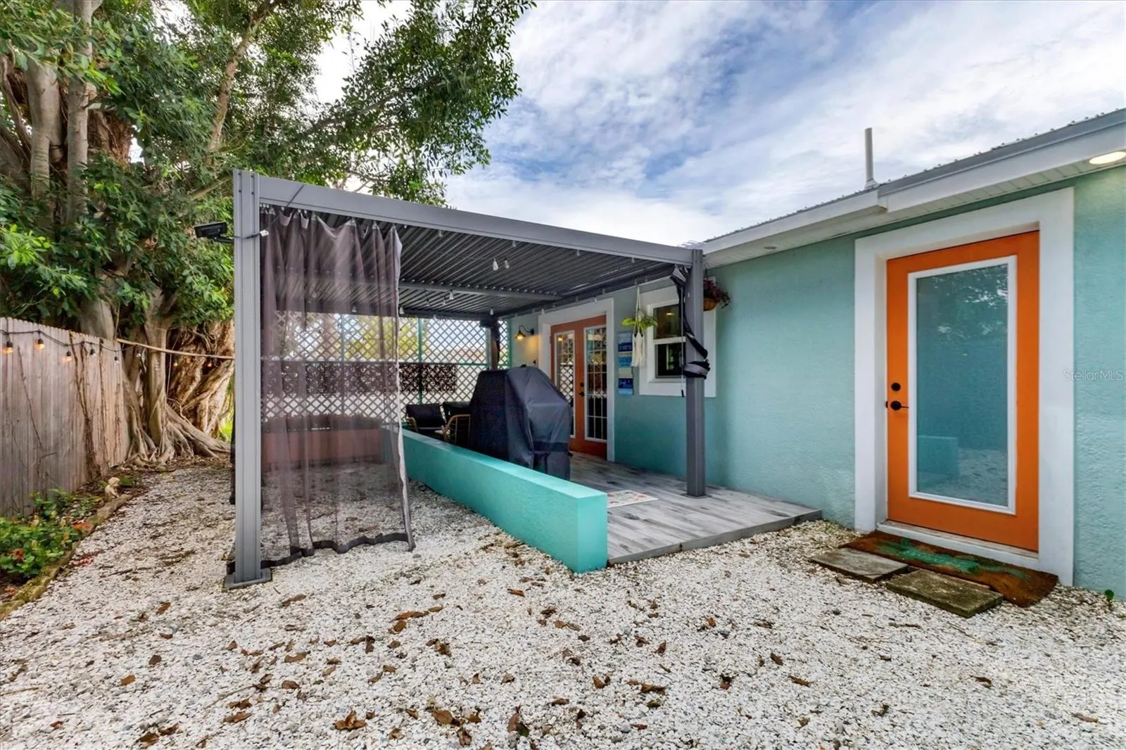 115 WINSON AVE