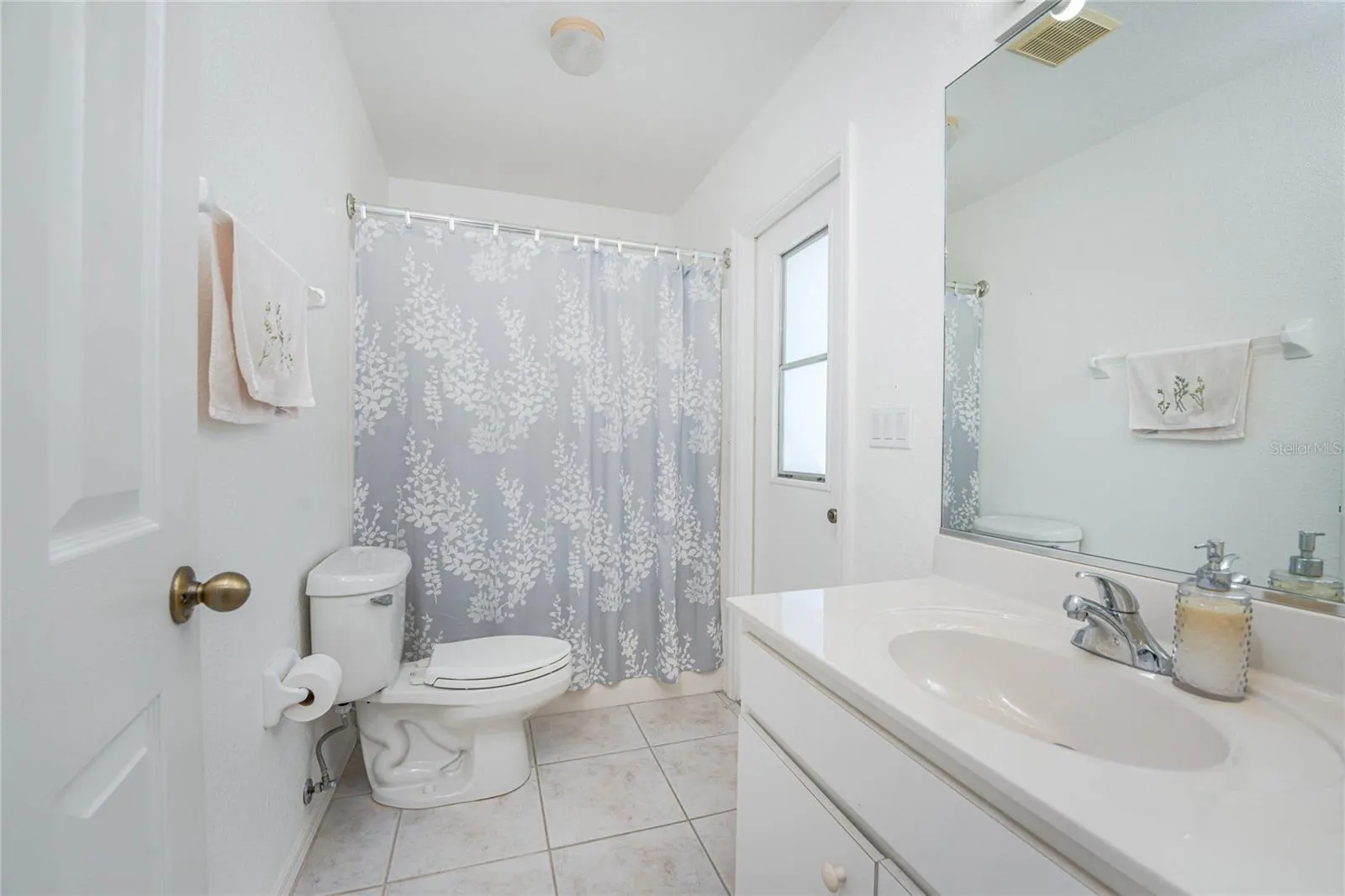 221 BUNKER RD