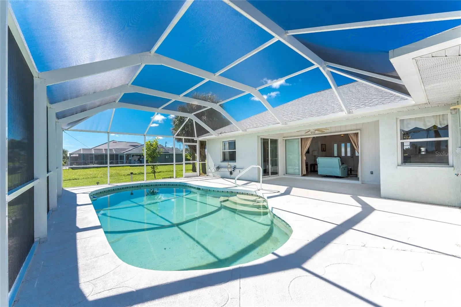 221 BUNKER RD