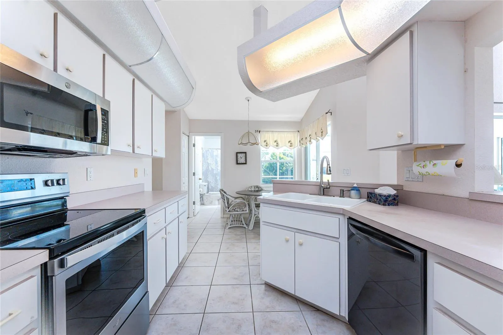 221 BUNKER RD