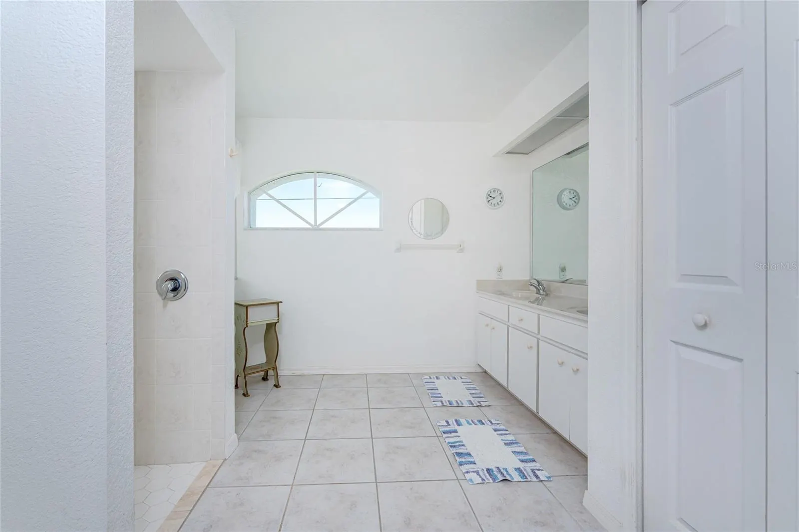 221 BUNKER RD