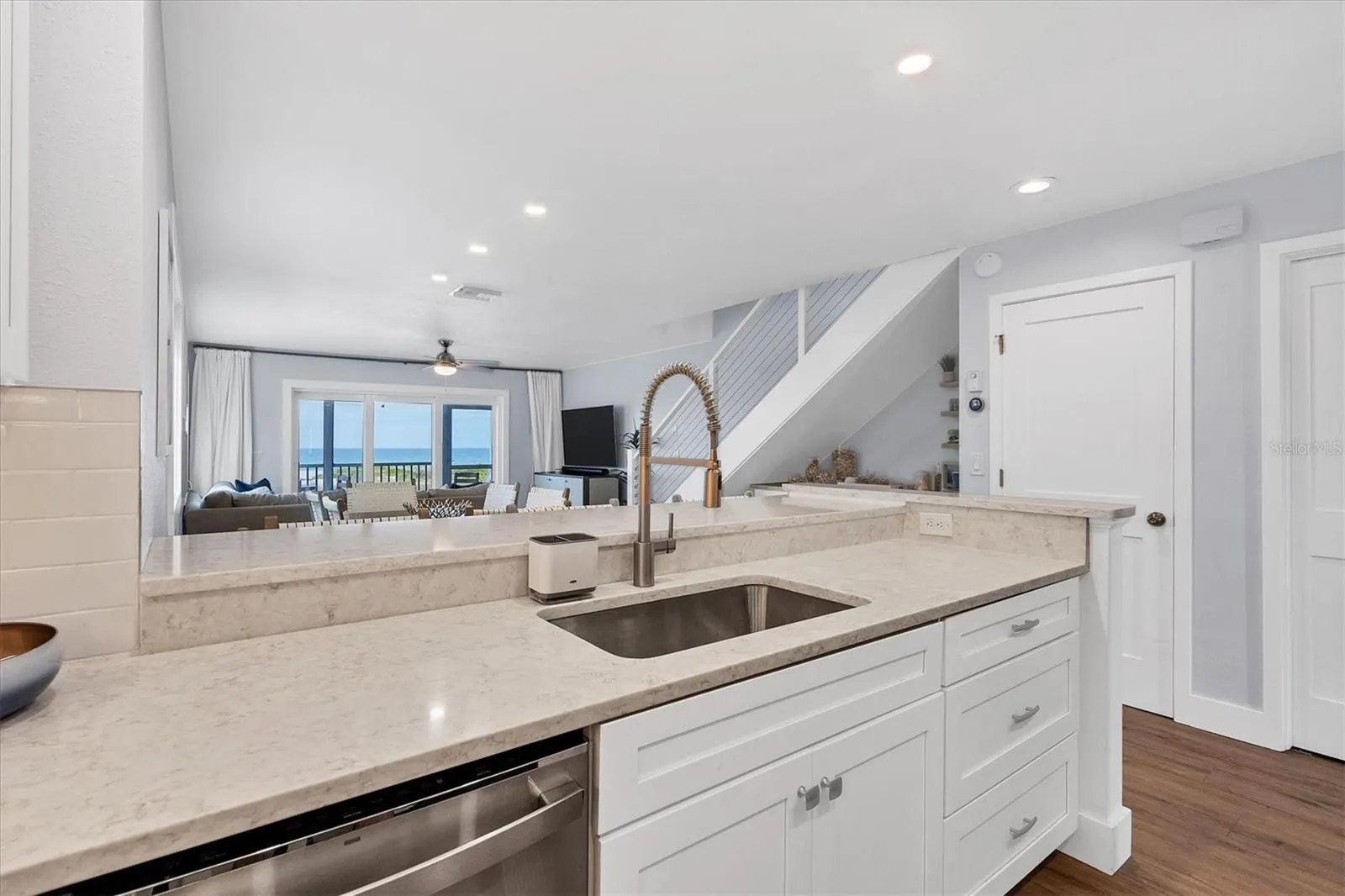 420 GULF BLVD #20, #20