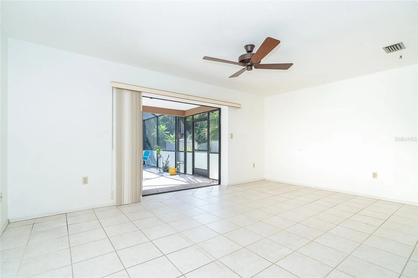 537 VERONA ST