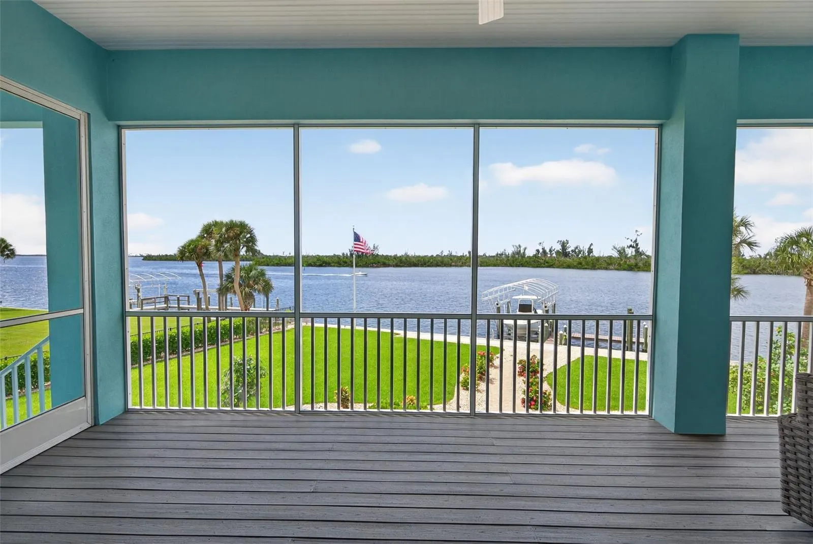 345 GREEN DOLPHIN DR