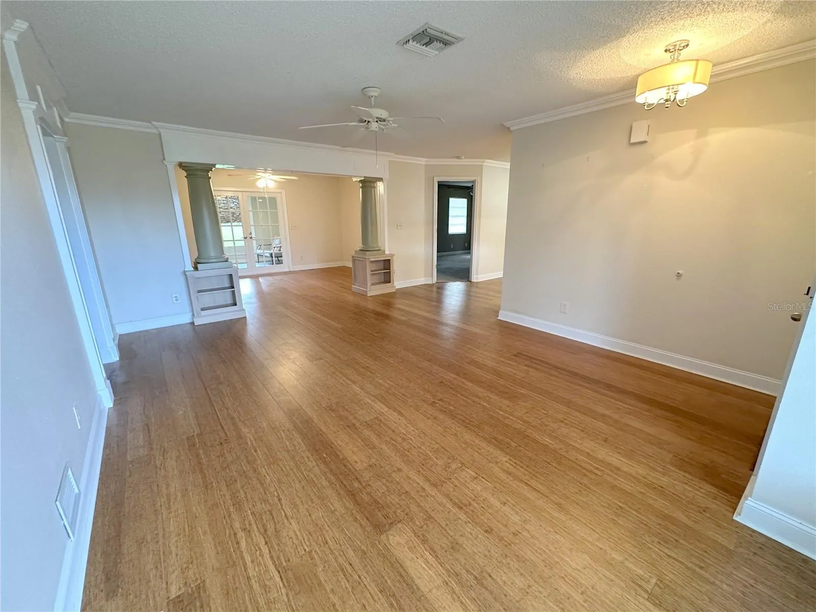229 MARK TWAIN LN