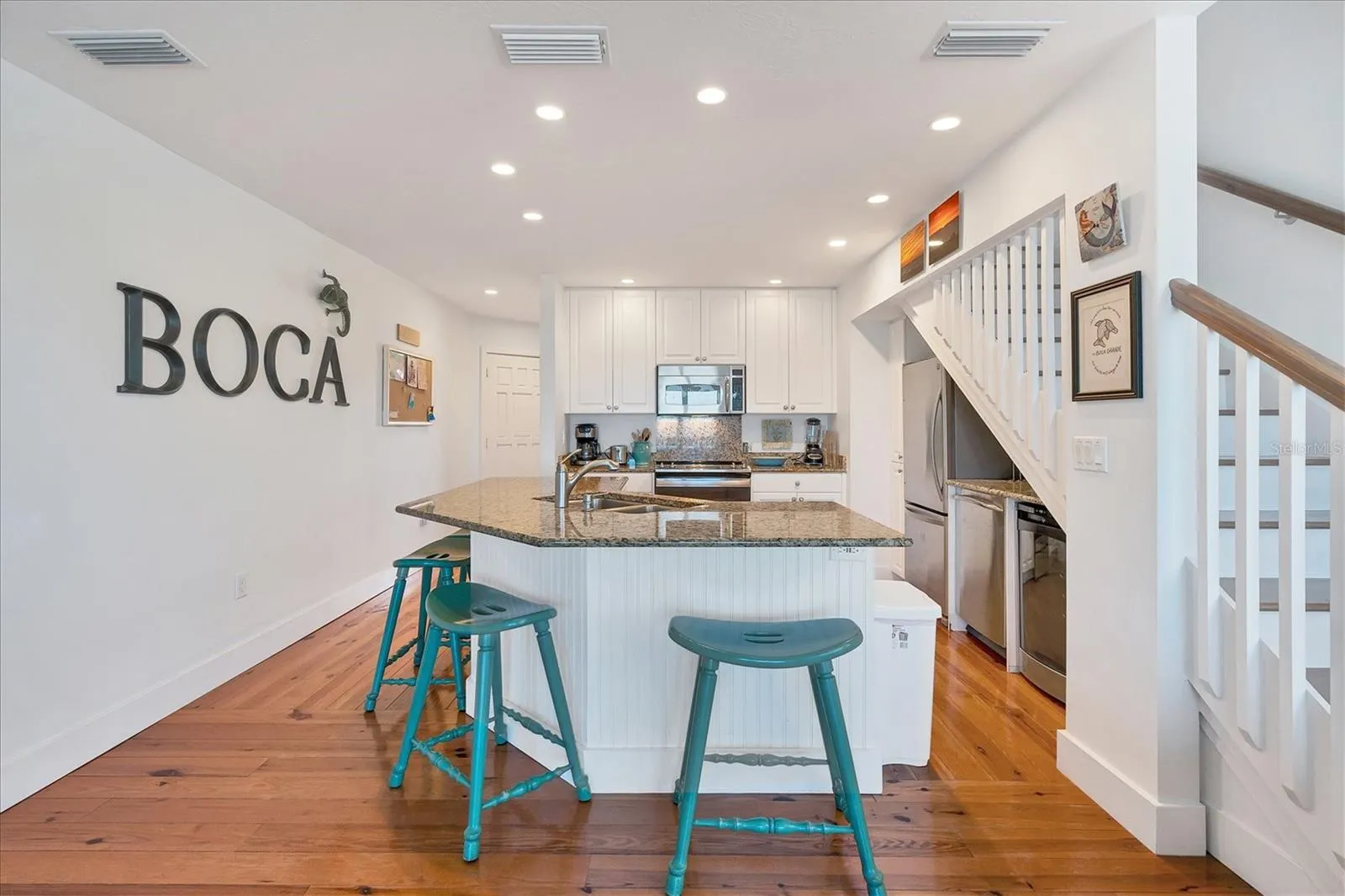 480 GULF BLVD #6, #6