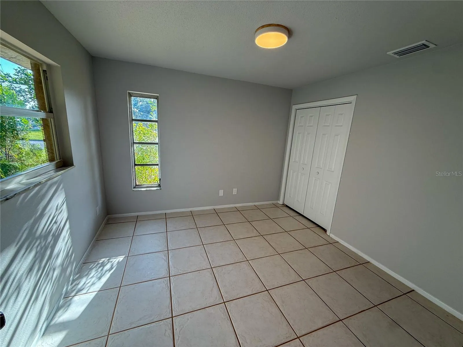 225 CHARDIN DR