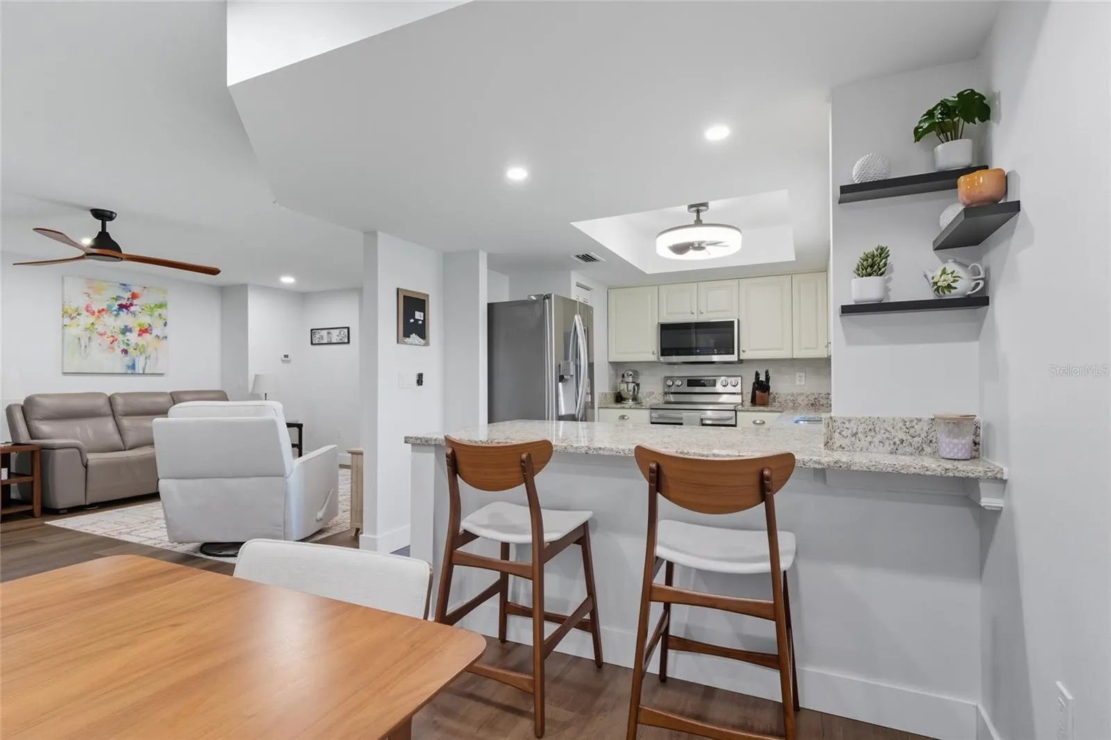 3060 CROWN HERON PT