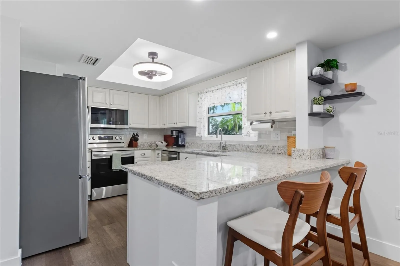 3060 CROWN HERON PT