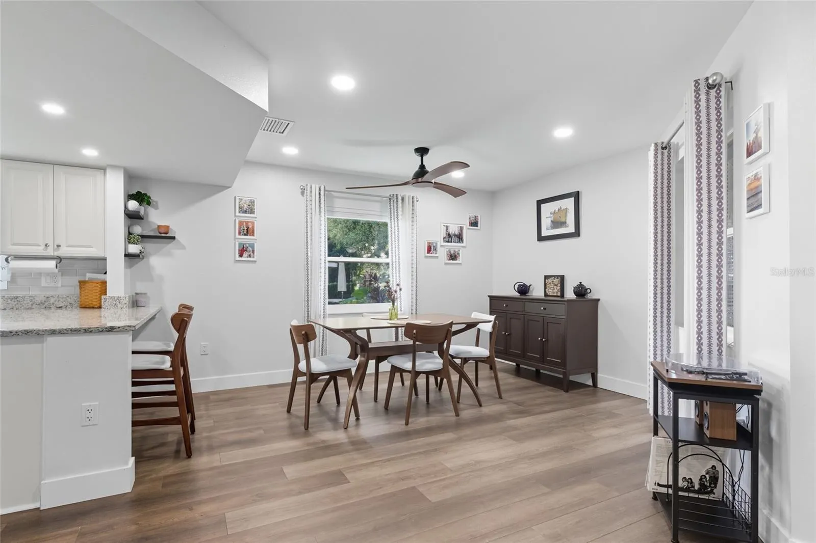 3060 CROWN HERON PT