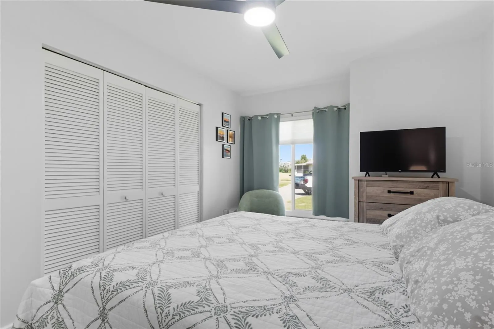 3060 CROWN HERON PT