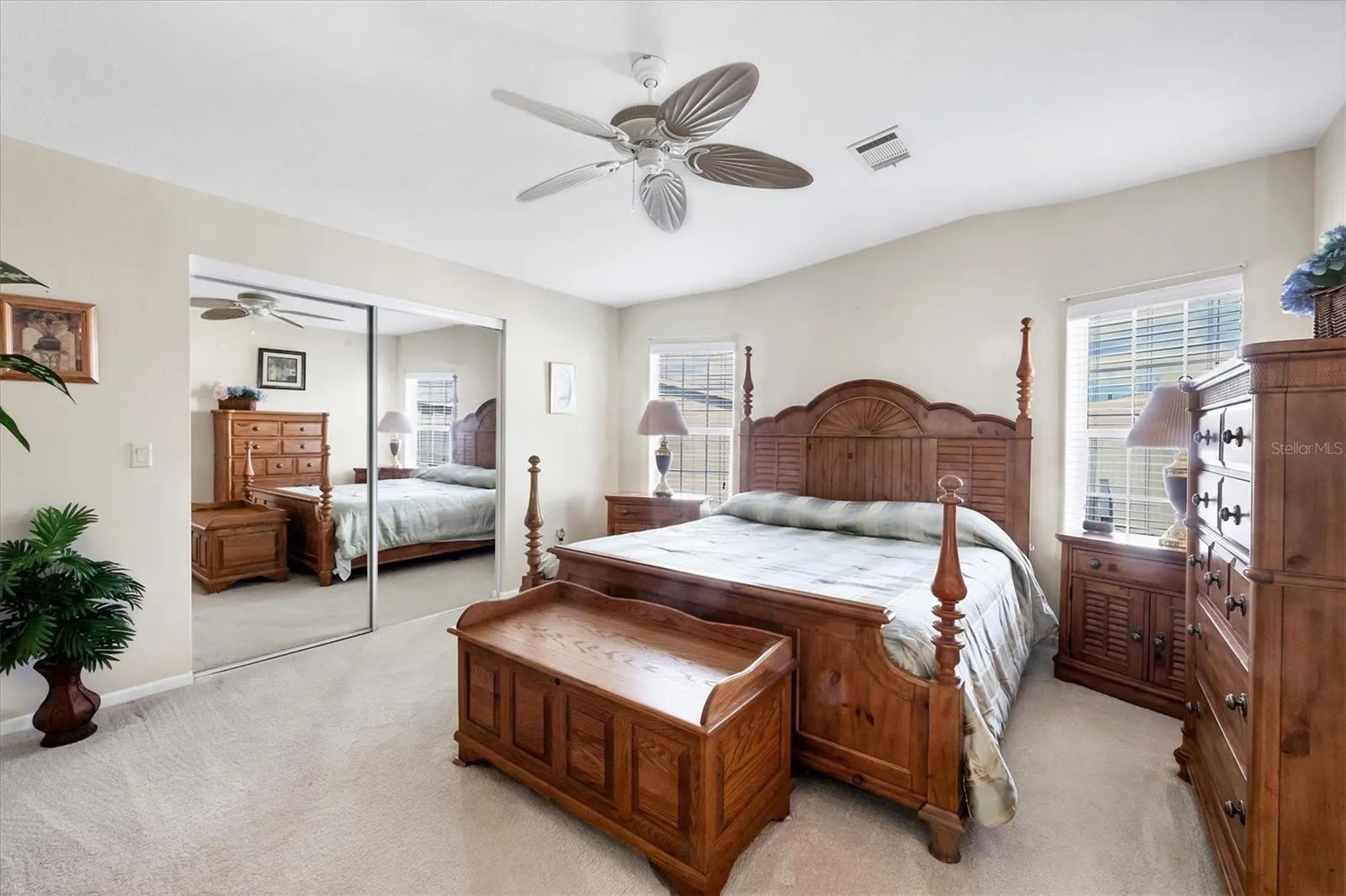 8 CORONADO DR