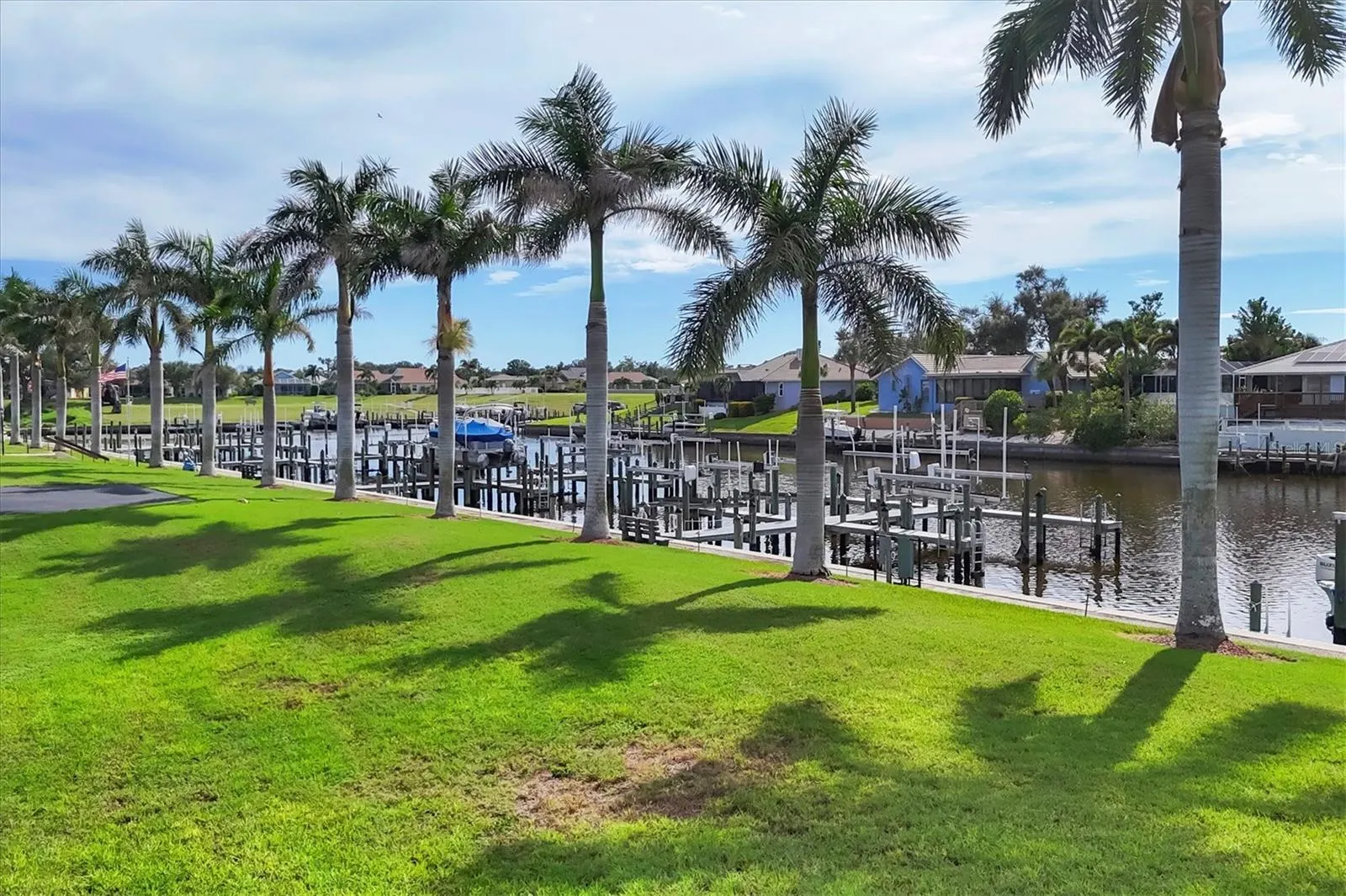 8 CORONADO DR