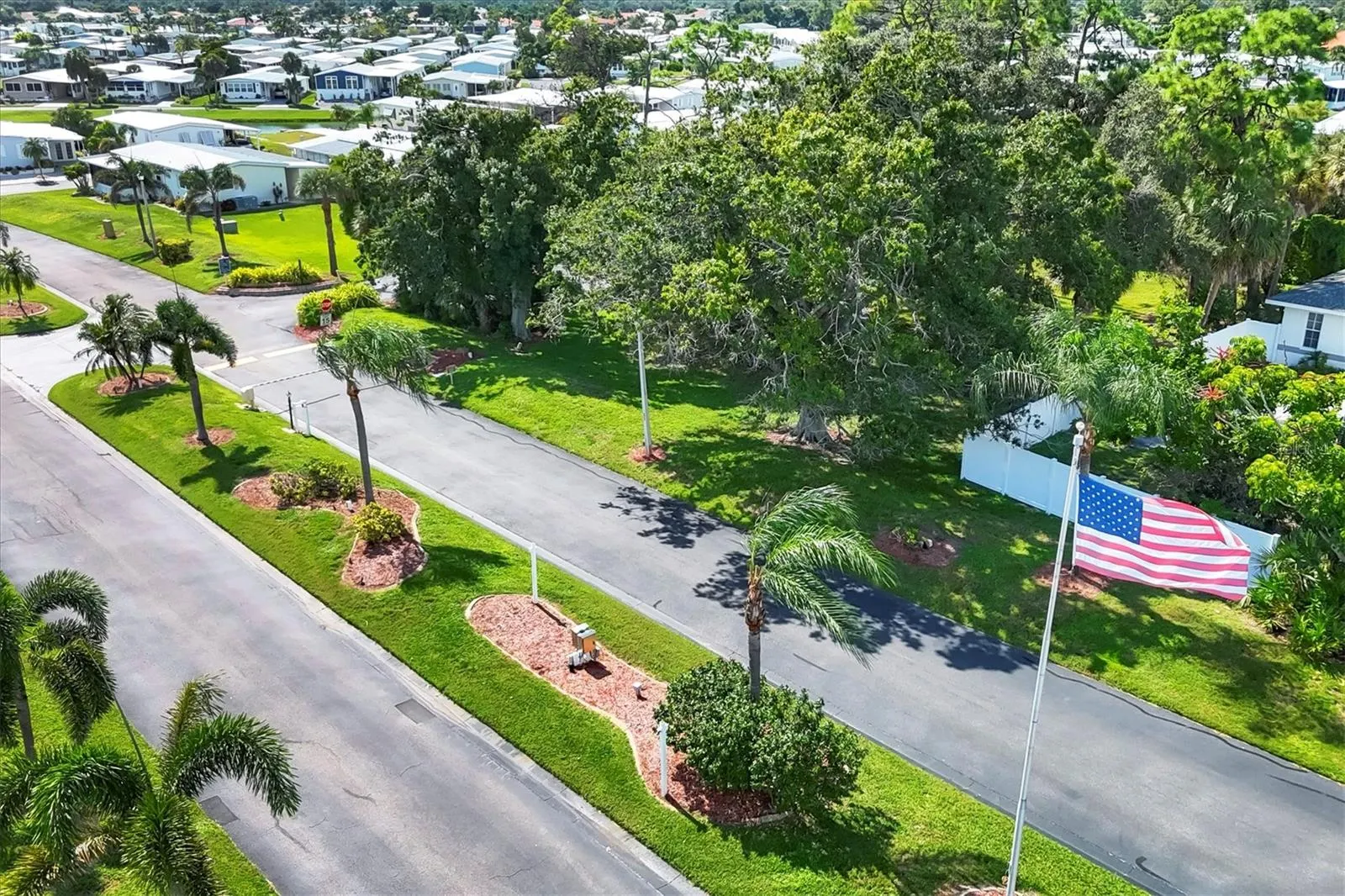8 CORONADO DR