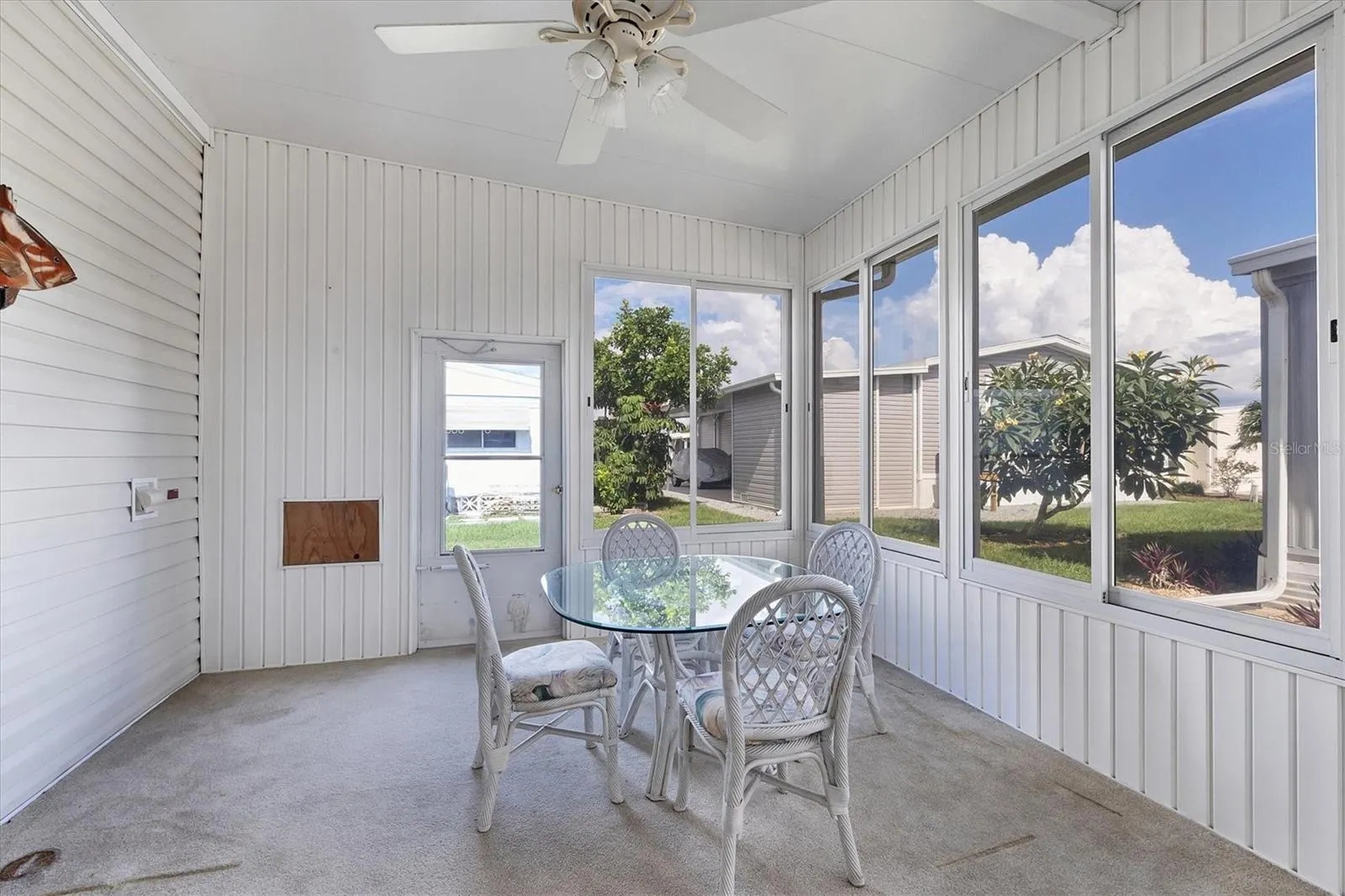 8 CORONADO DR
