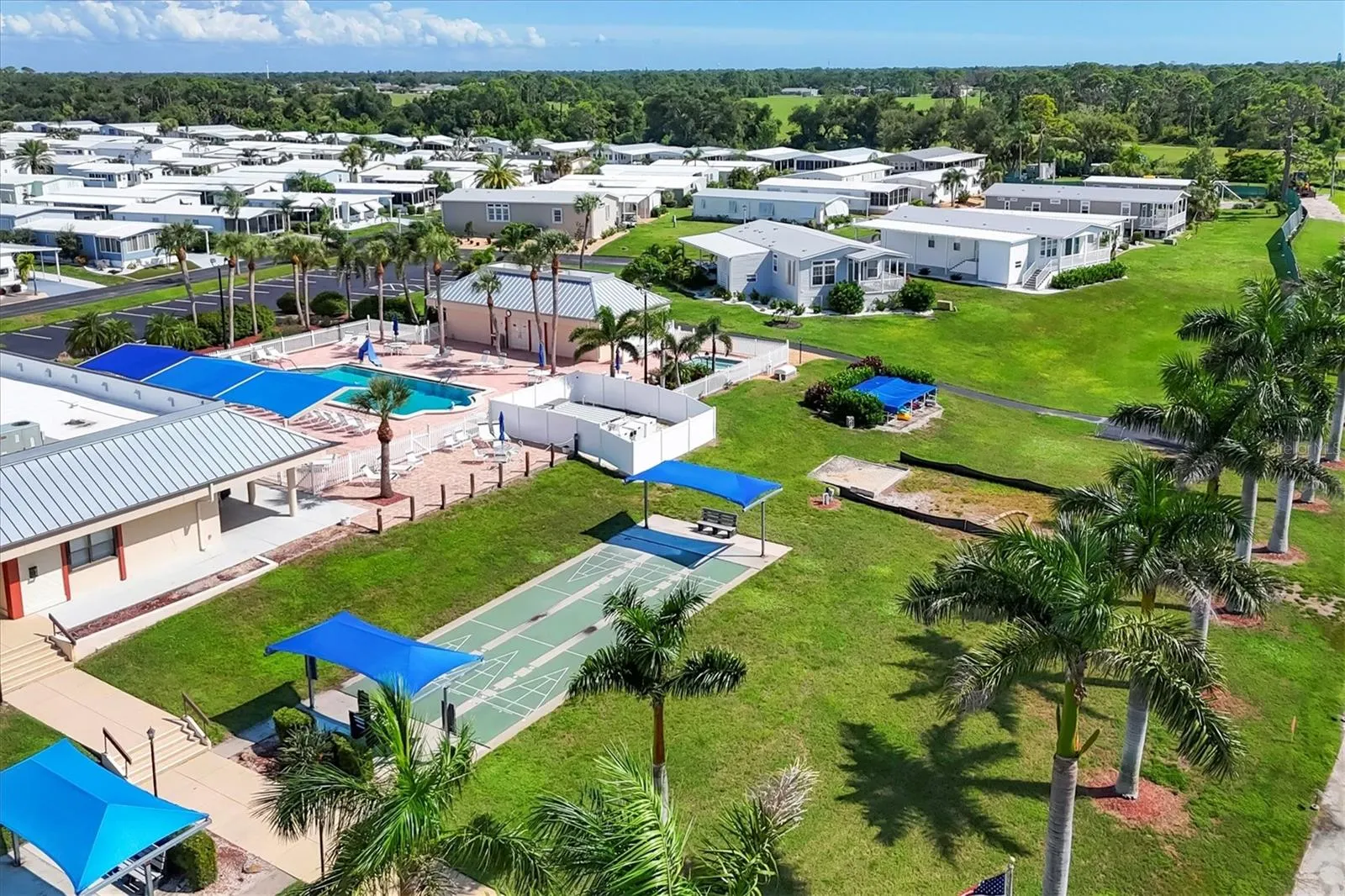 8 CORONADO DR