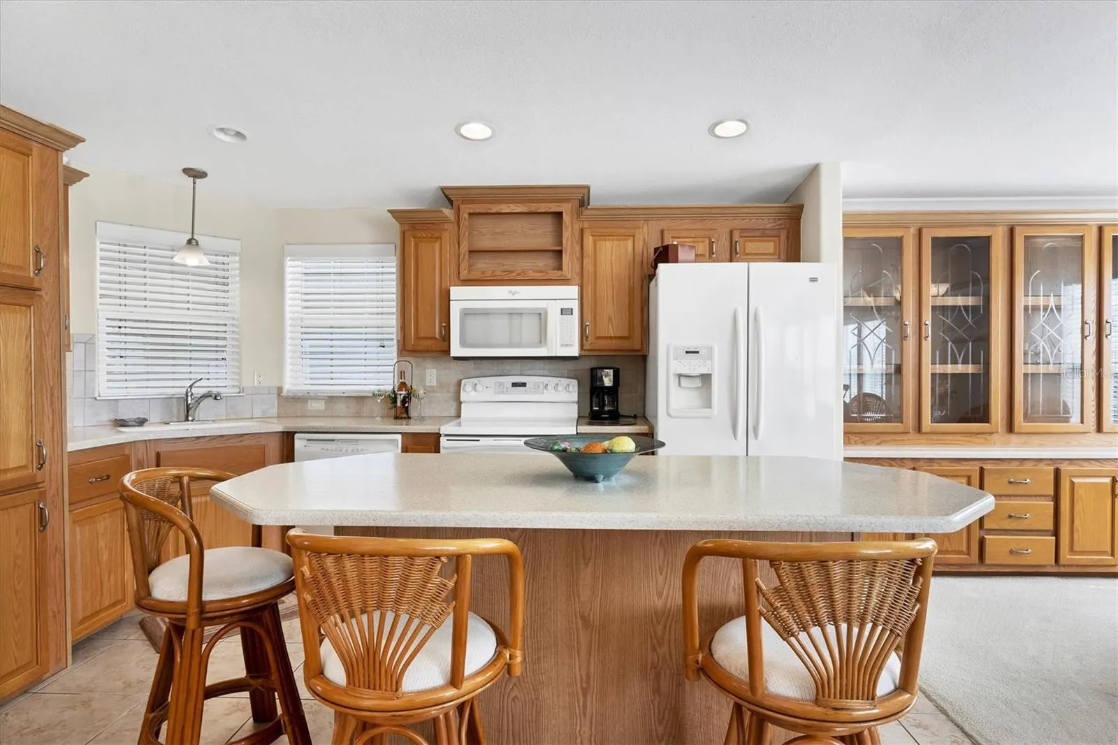 8 CORONADO DR