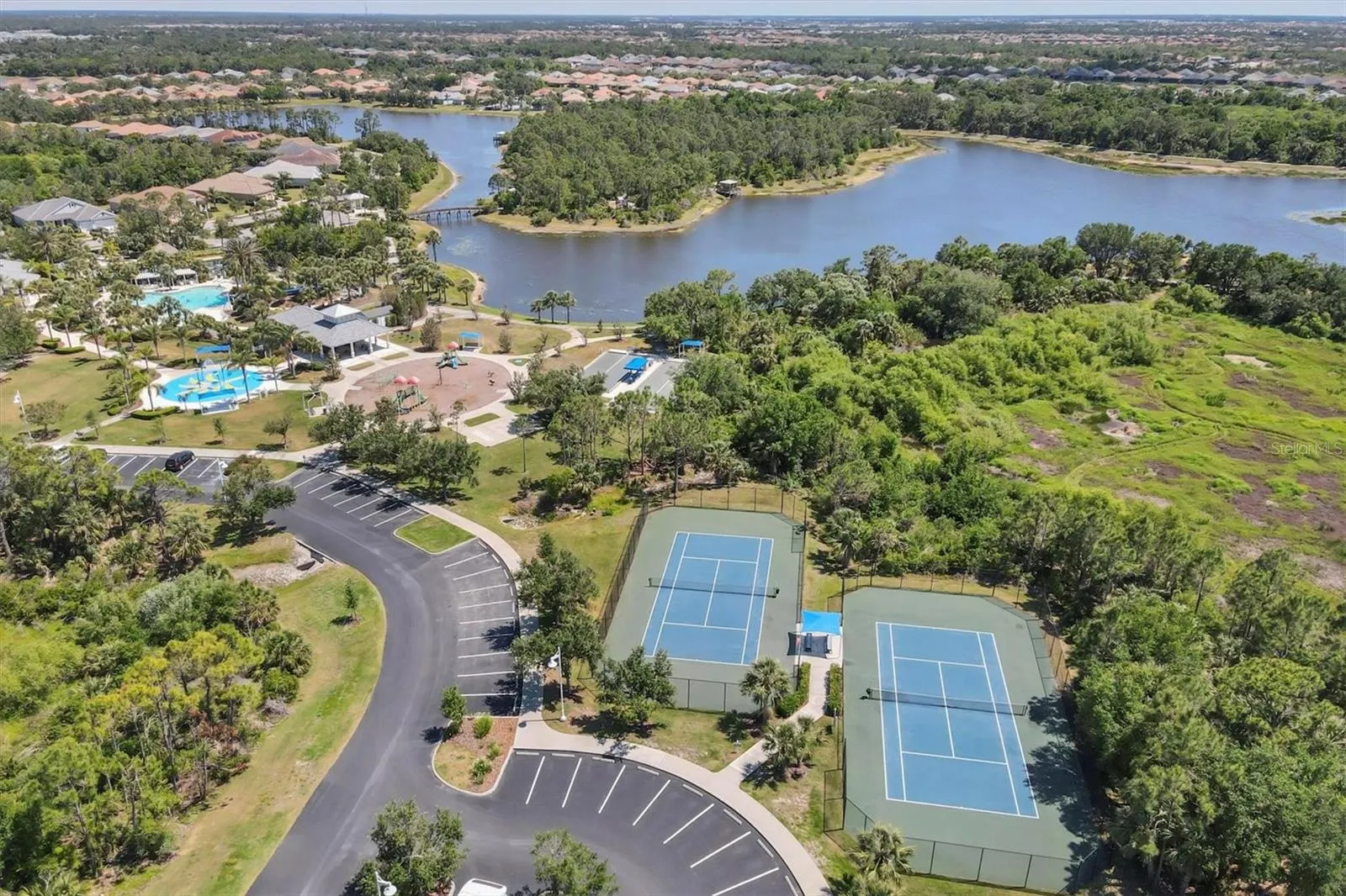 12194 WAKULLA PL