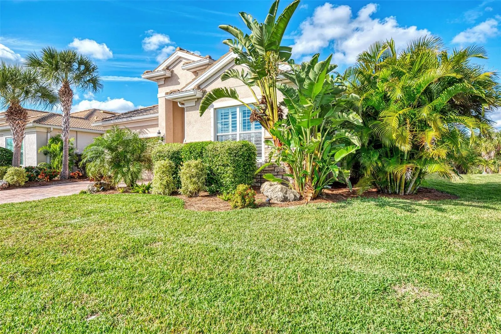 13033 N MARSH DR