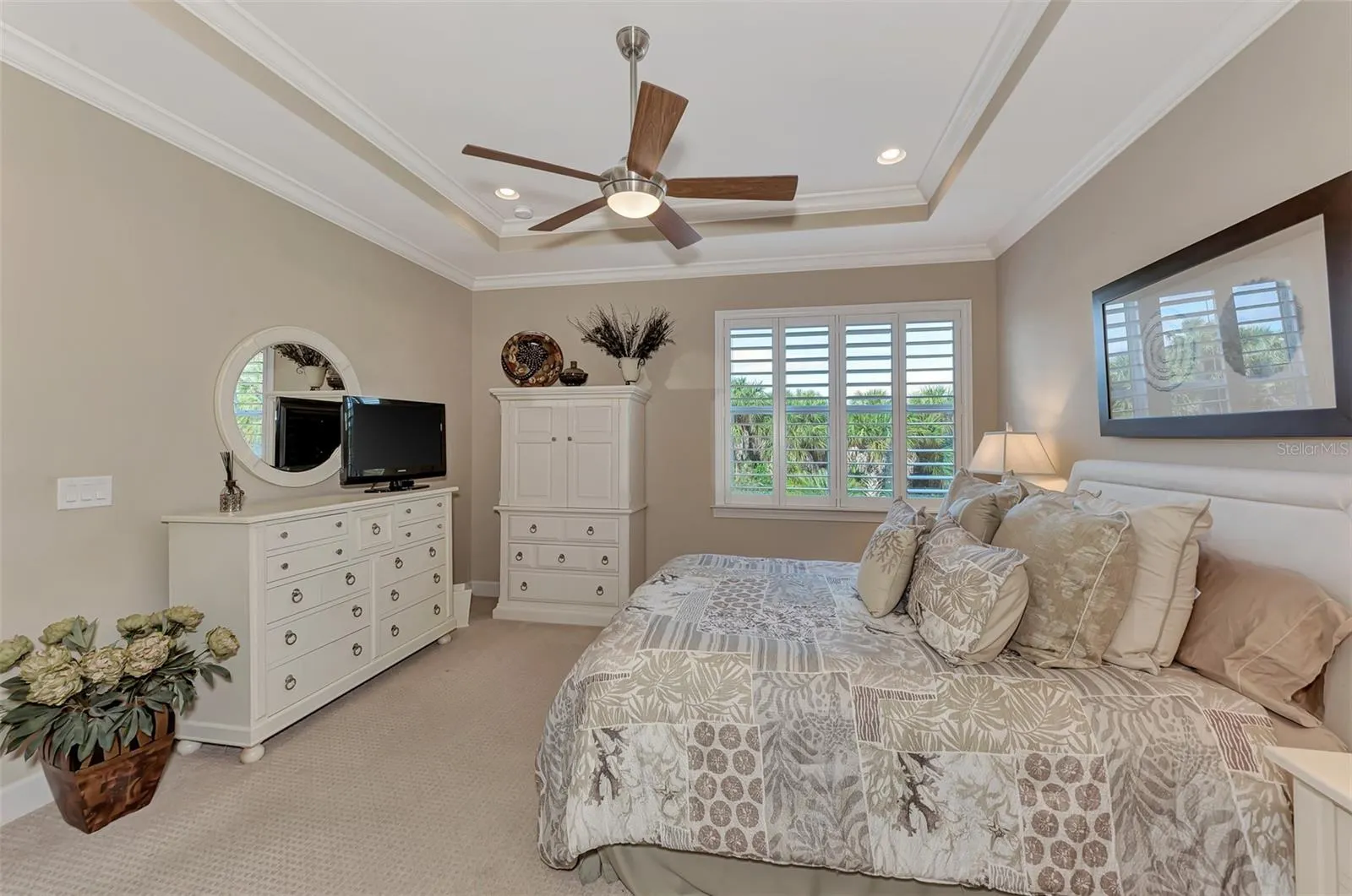13033 N MARSH DR