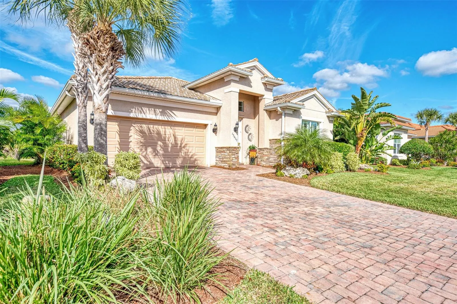 13033 N MARSH DR