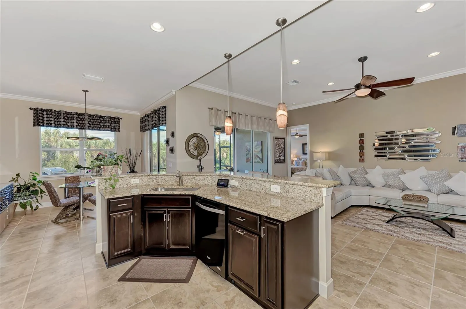 13033 N MARSH DR