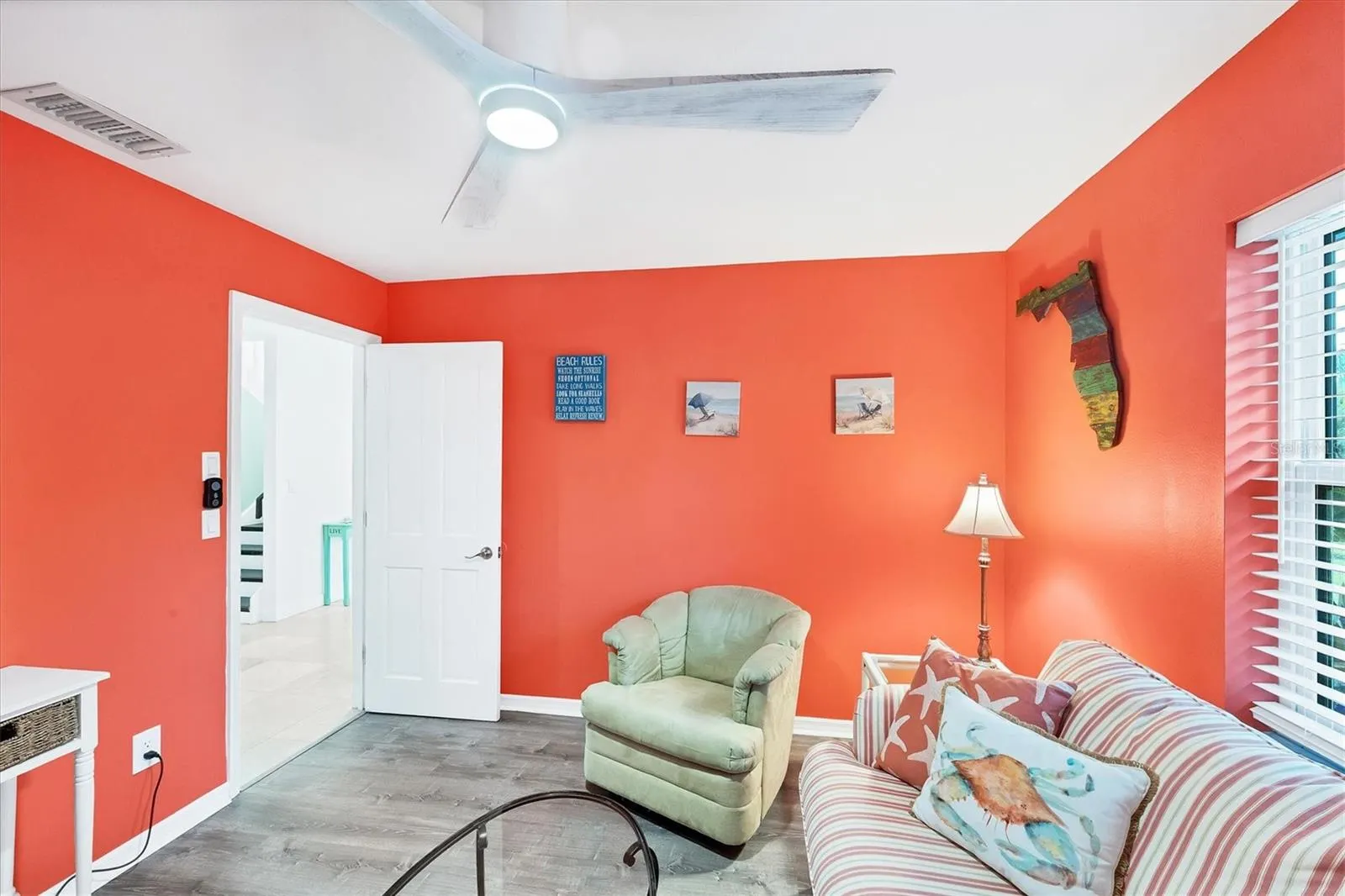 1070 BAYSHORE DR