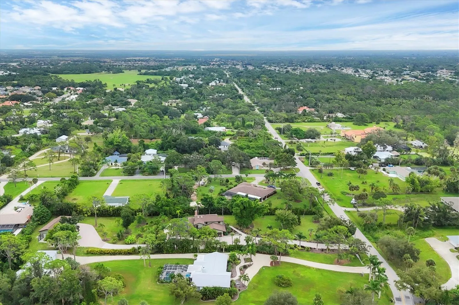 1070 BAYSHORE DR