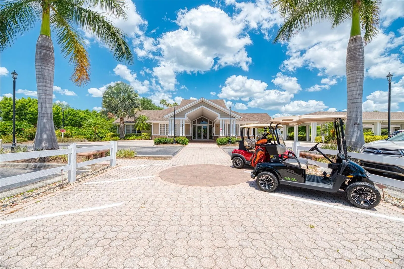 13347 GOLF POINTE DR