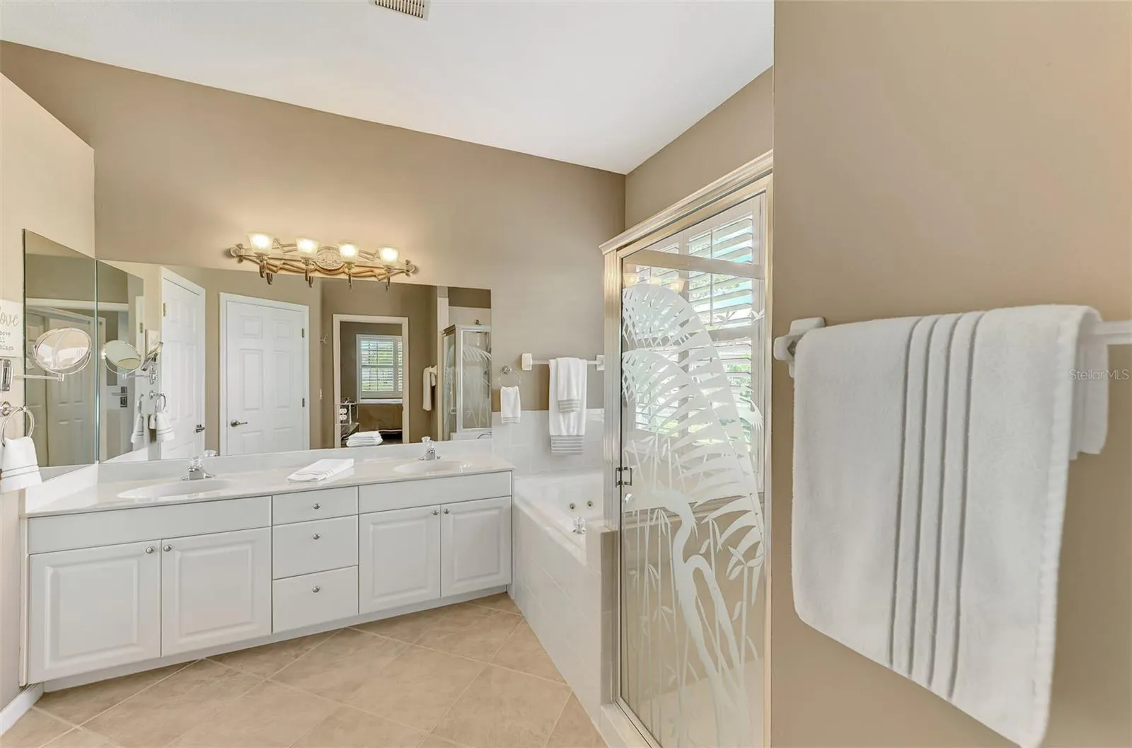 13347 GOLF POINTE DR